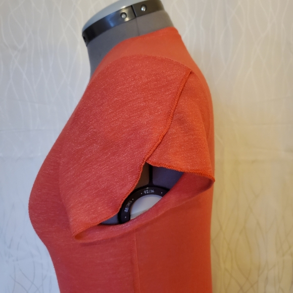 Patagonia Ruffle Sleeve Tshirt size xs - Picture 3 of 7